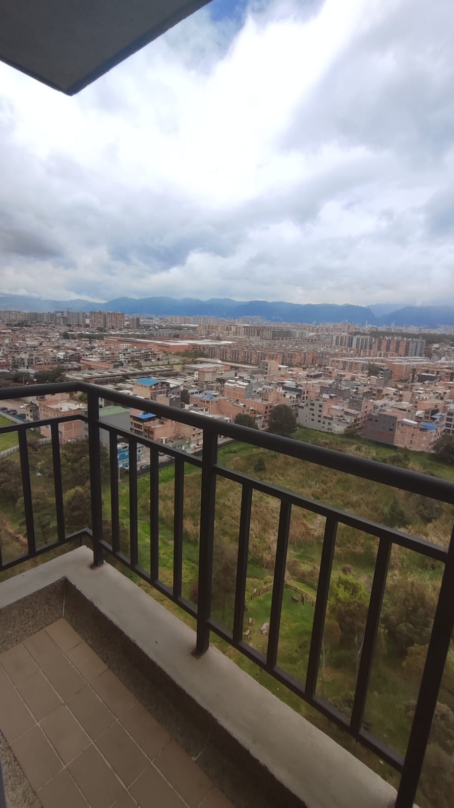 Apartamentos en venta en Bogotá Remate Bancario Nueva Castilla - Image 14
