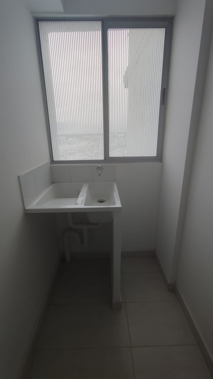 Apartamentos en venta en Bogotá Remate Bancario Nueva Castilla - Image 5