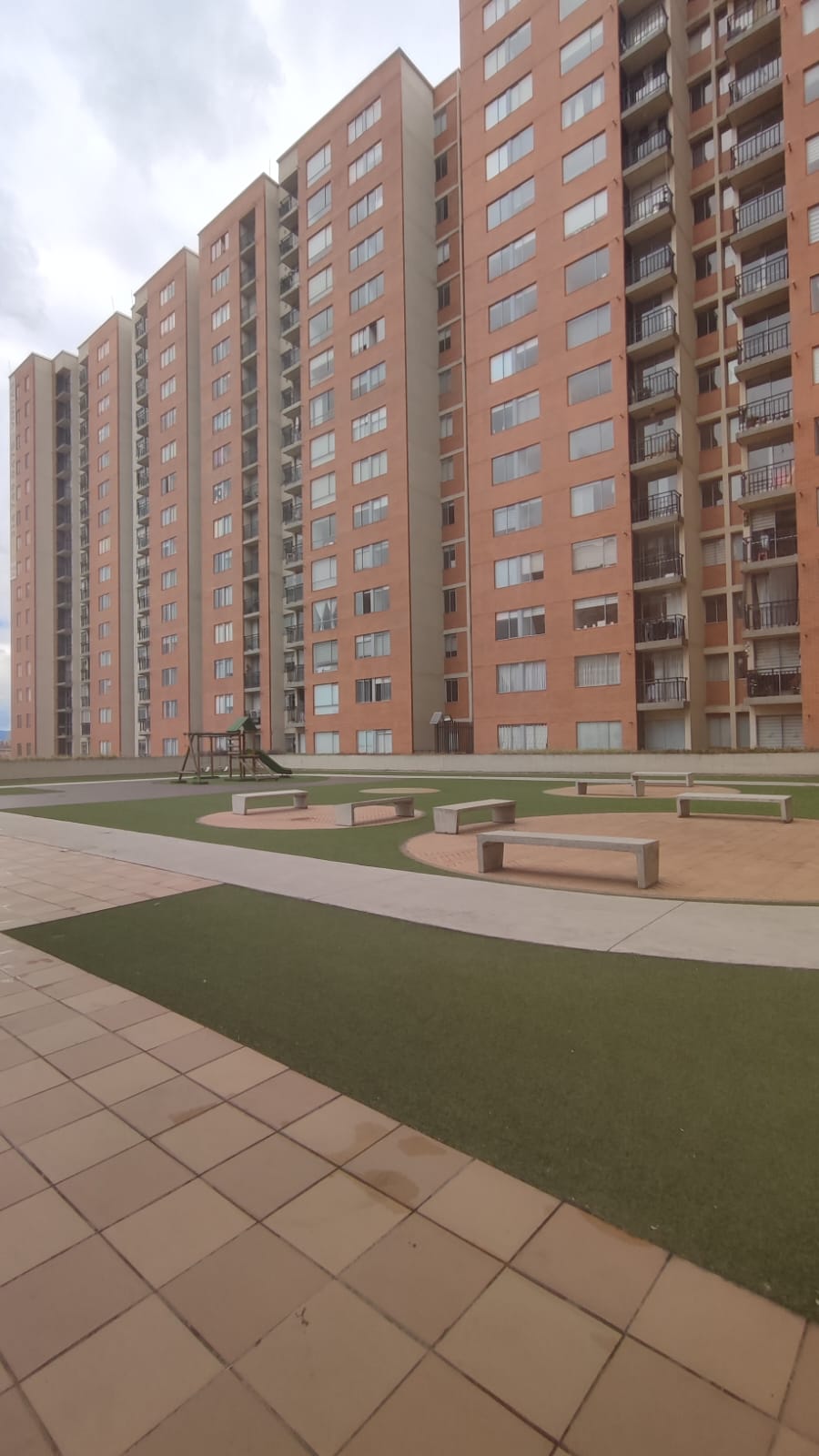 Apartamentos en venta en Bogotá Remate Bancario Nueva Castilla - Image 24
