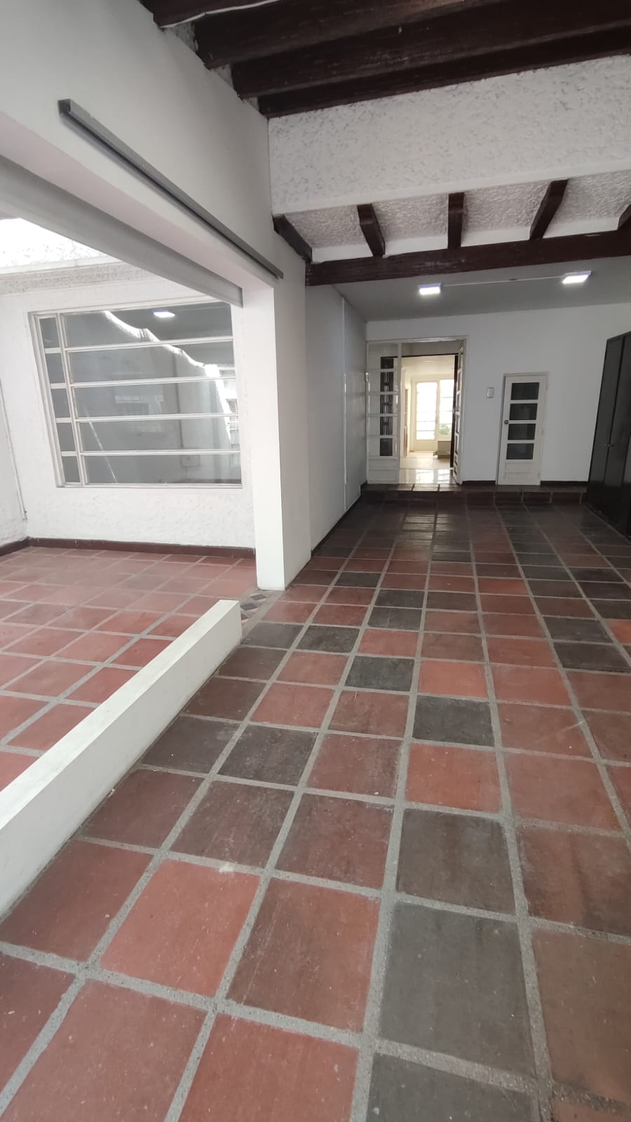 Casas en venta en Bogotá Remate Bancario Santa Barbara - Image 11