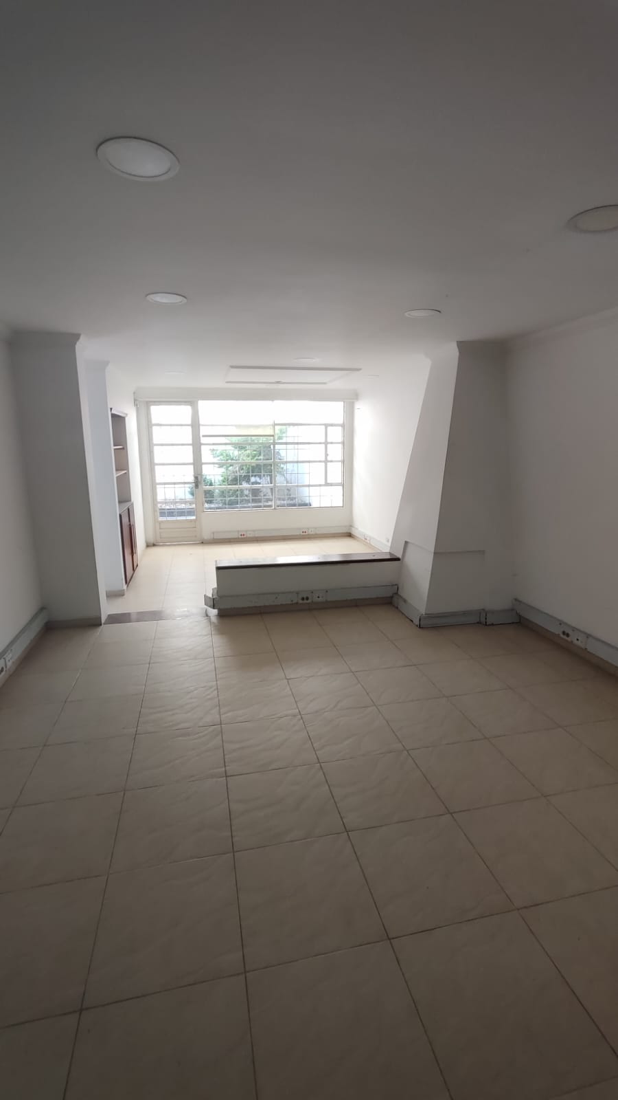 Casas en venta en Bogotá Remate Bancario Santa Barbara - Image 9